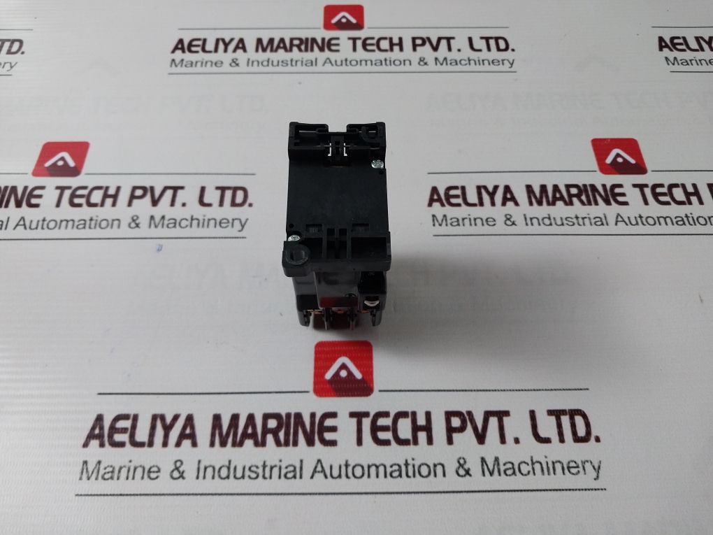 Fuji Electric Magnetic Contactor Relay Src50-2U/X (3A3B) 100-110Vac