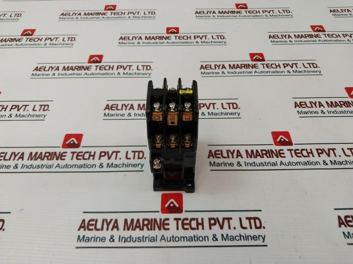 Fuji Electric Src50-2U/X (4A2B) Magnetic Contactor Coil 200-220V 50/60Hz
