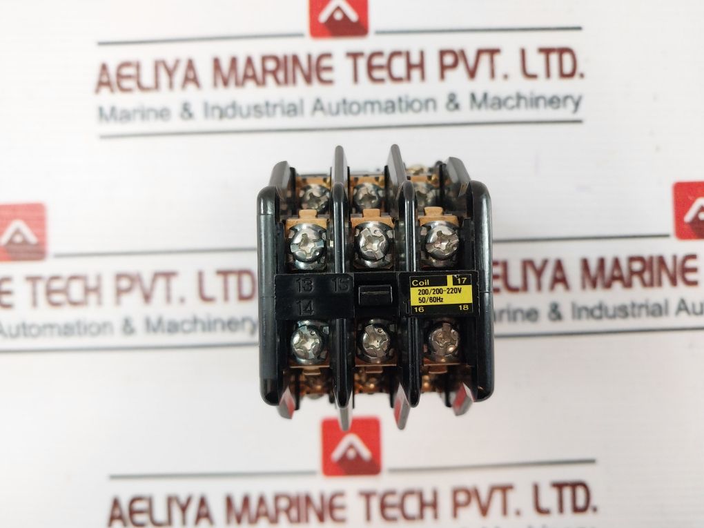 Fuji Electric Src50-2U/X (4A2B) Magnetic Contactor Coil 200-220V 50/60Hz