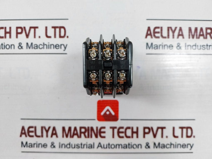 Fuji Electric Src50-2U/X Auxiliary Relay F012 65 03 4 C