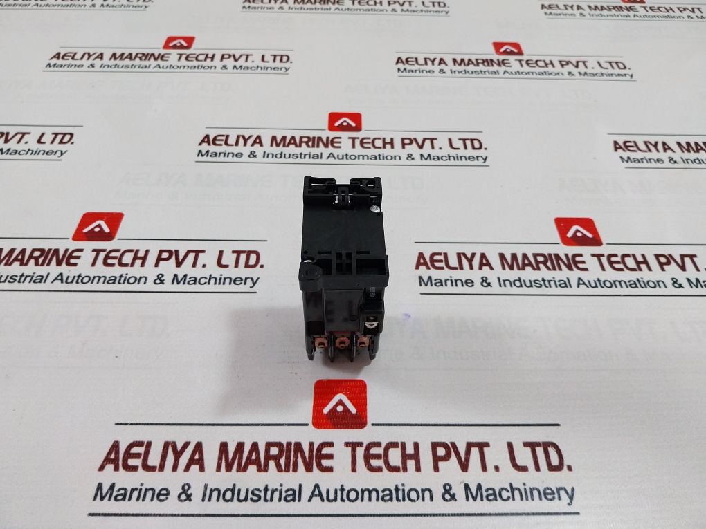 Fuji Electric Src50-2U/X Auxiliary Relay F012 65 03 4 C