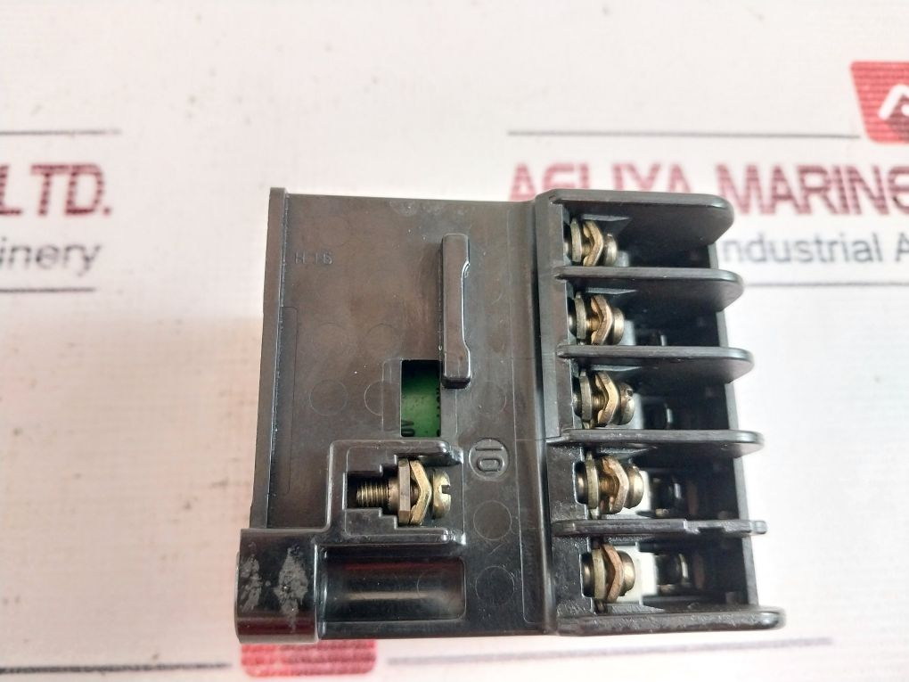 Fuji Electric Src 3631-5-1 Magnetic Contactor