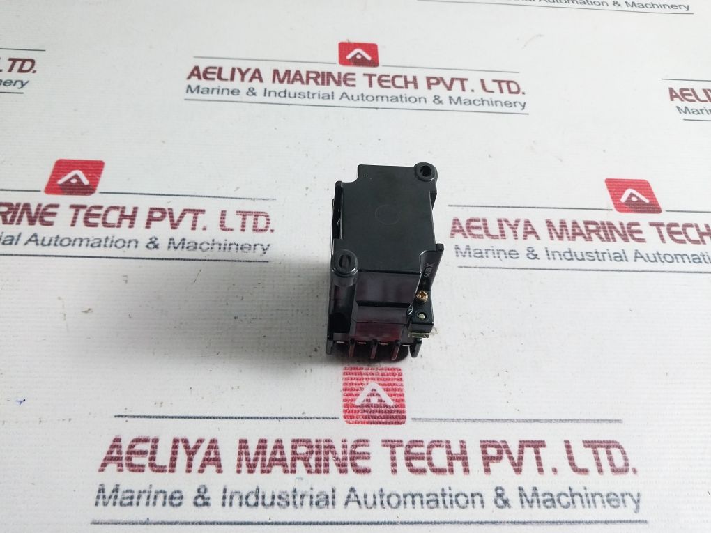 Fuji Electric Srca3631-0(4A) Magnetic Contactor