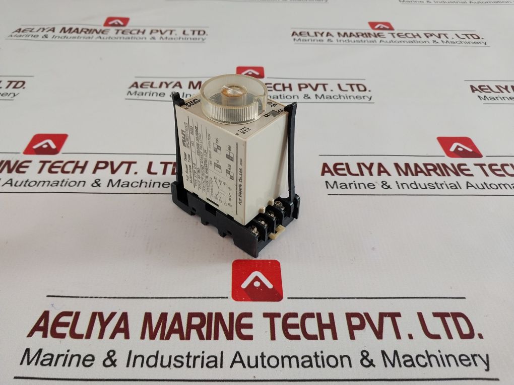 Fuji Electric St3P C-b Time Delay Relay