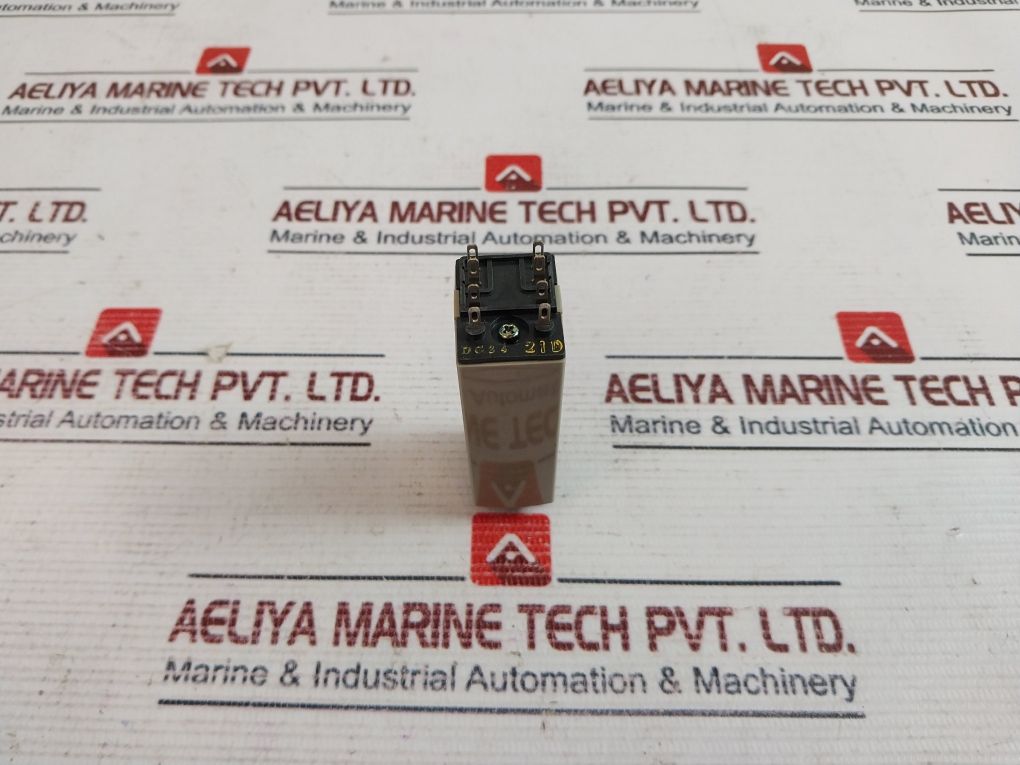 Fuji Electric St5P-2 Emergency Generator Time Relay F/Auto Start Panel