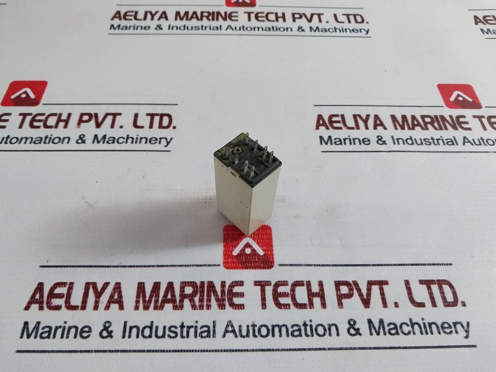 Fuji Electric St7P-2 Super Timer 0-5 Sec