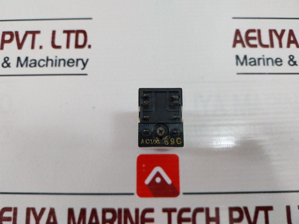 Fuji Electric St7P-2 Timer 0-5 Sec