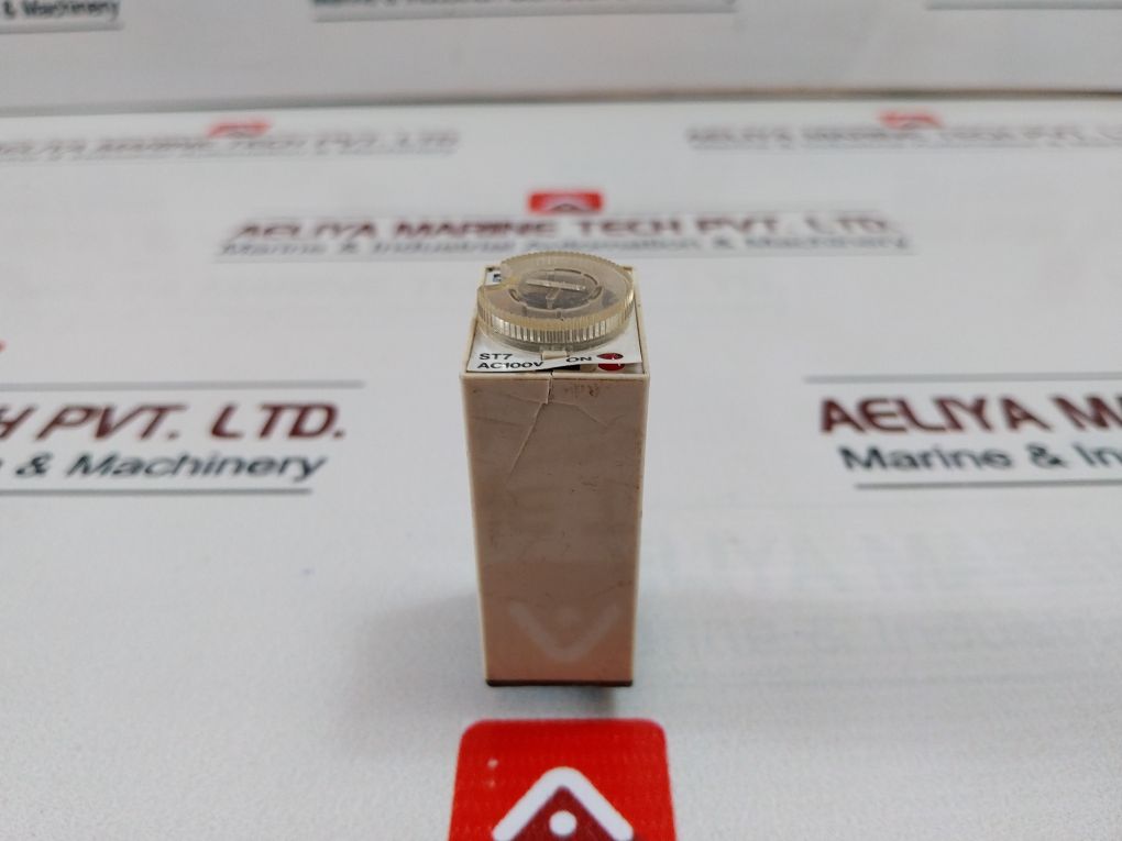 Fuji Electric St7P-2 Timer 0-5 Sec