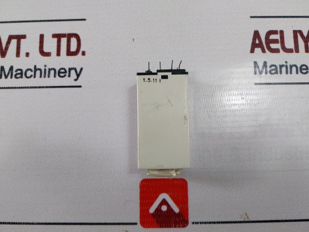 Fuji Electric St7P-2 Timer 3A