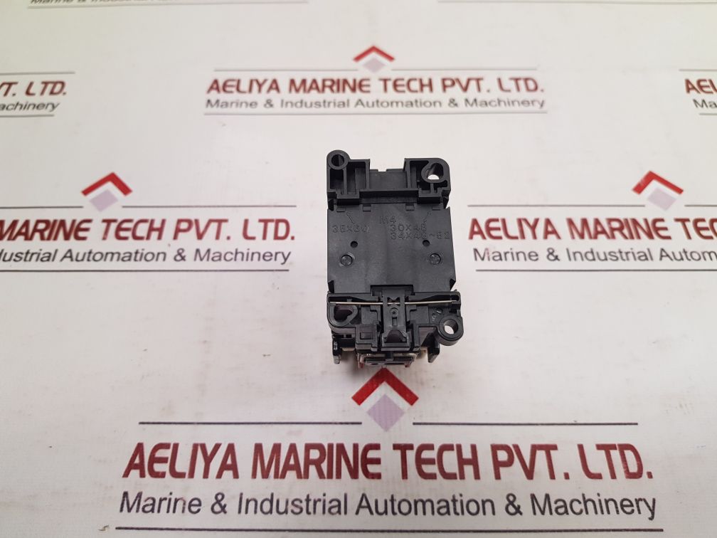 Fuji Electric Sh-4 Contactor With Sz-a22 Auxiliary Contact Block