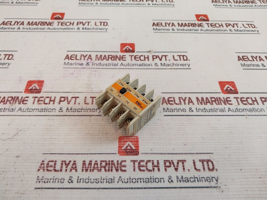 Fuji Electric Sz-a40 Auxiliary Contact Block A600 Q300