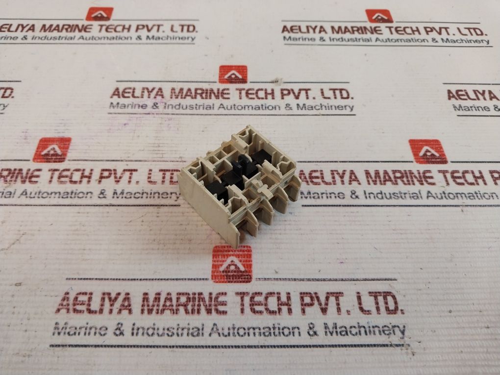 Fuji Electric Sz-a40 Auxiliary Contact Block A600 Q300