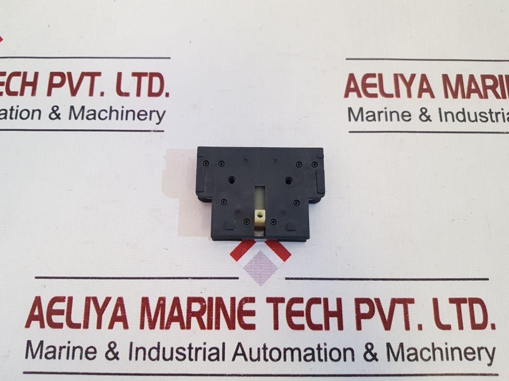 Fuji electric sz-as2/t auxiliary contact