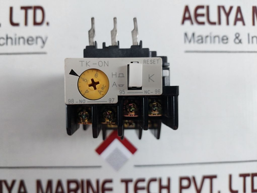 Fuji Electric Tk-0N Thermal Overload Relay Tr13E 4-6A