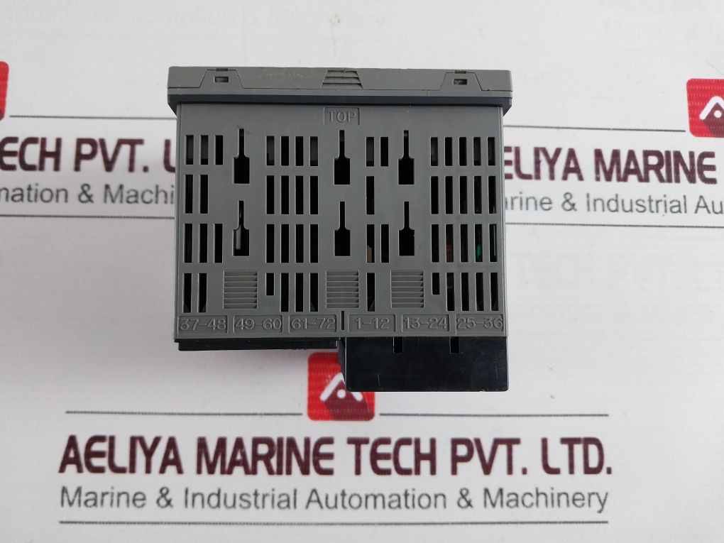 Fuji Electric Pxh9F101-1V000 Temperature Controller 100-240Vac 