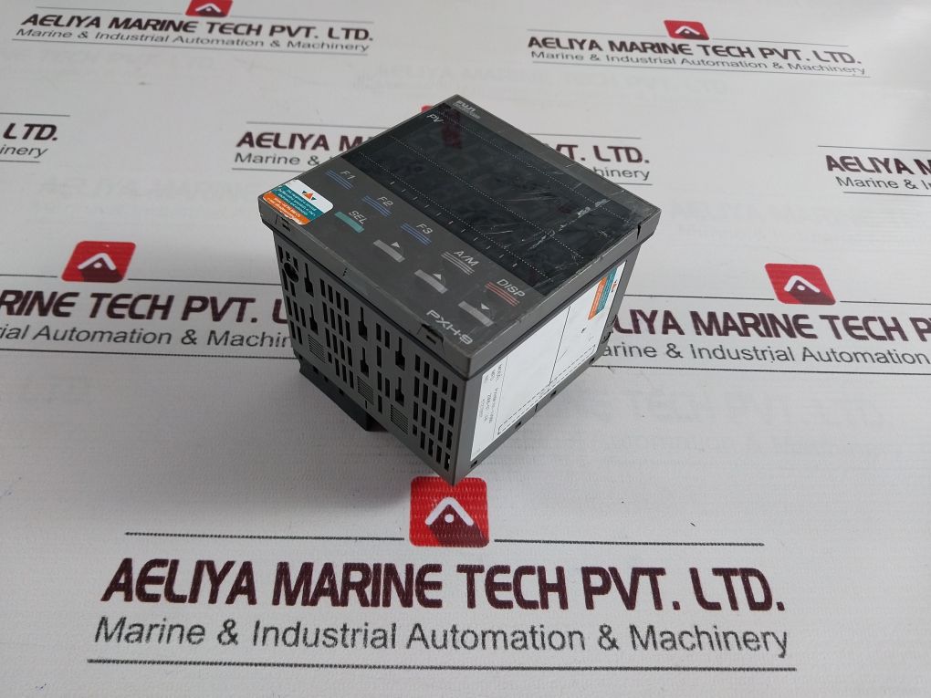 Fuji Electric Pxh9F101-1V000 Temperature Controller 100-240Vac 