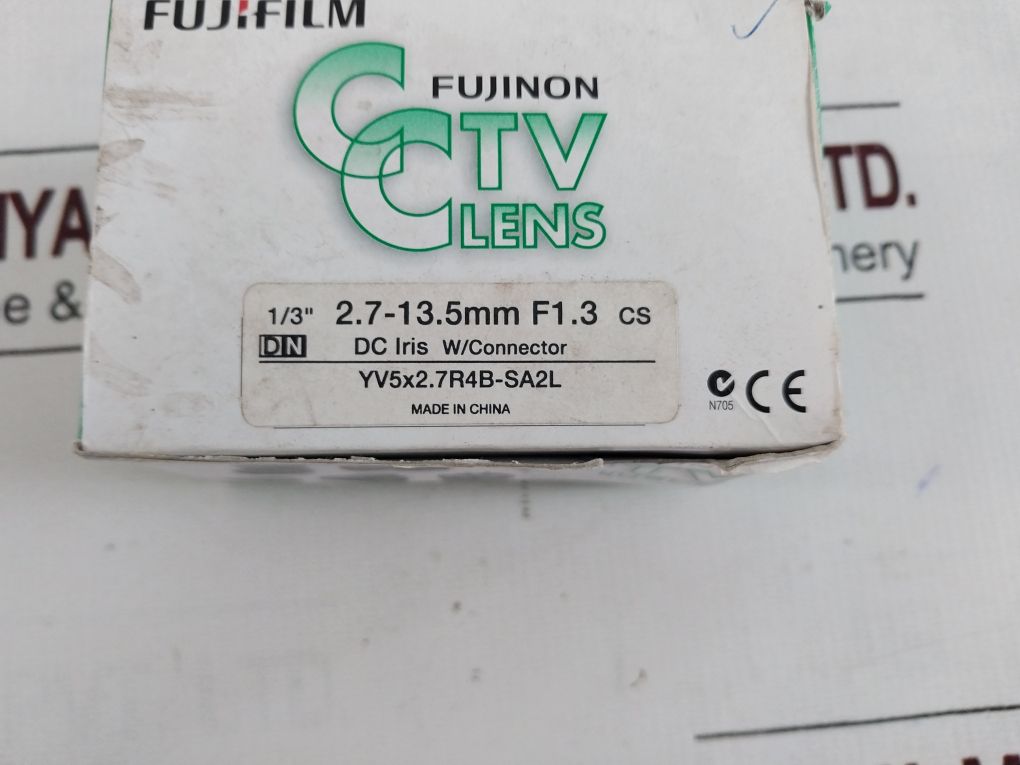 Fujinon Yv5X2.7R4B-sa2L Cs-mount Vari-focal Lens