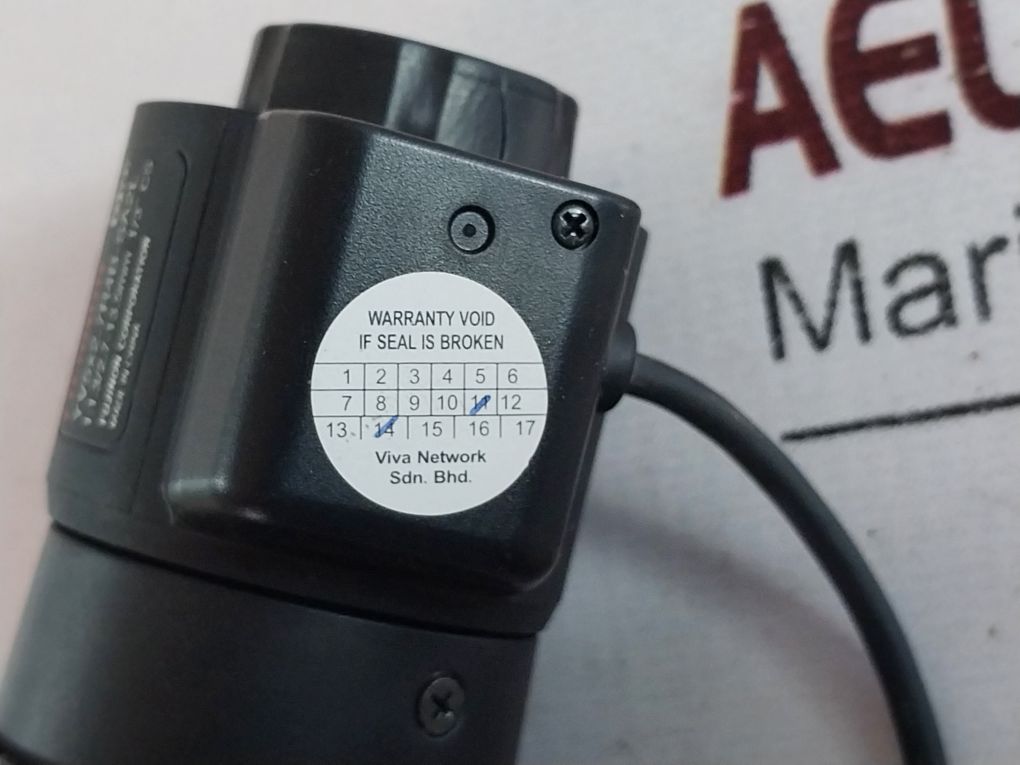 Fujinon Yv5X2.7R4B-sa2L Cs-mount Vari-focal Lens