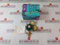 Fujisan B201 Oxygen Regulator With Pressure Gauge
