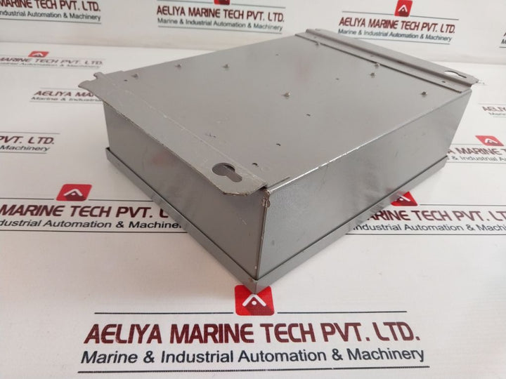 Furuno Electric Fe 700 Echo-sounder Distribution Box Fe-702