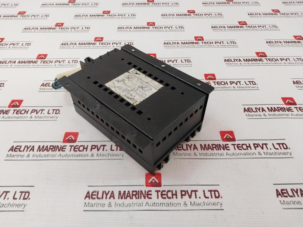 Furuno Electric Pc-208 Dc-dc Converter Std 0.5 M