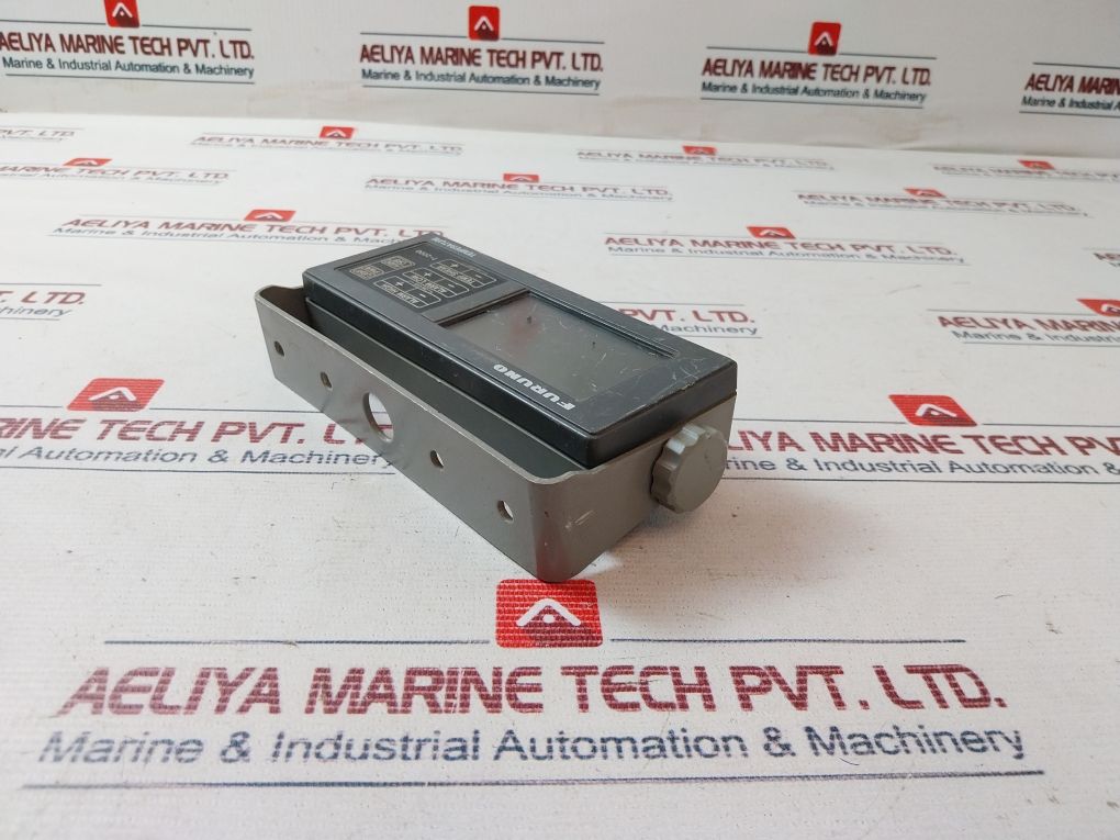 Furuno Electric T-2000 Water Temperature Gauge 12 Vdc