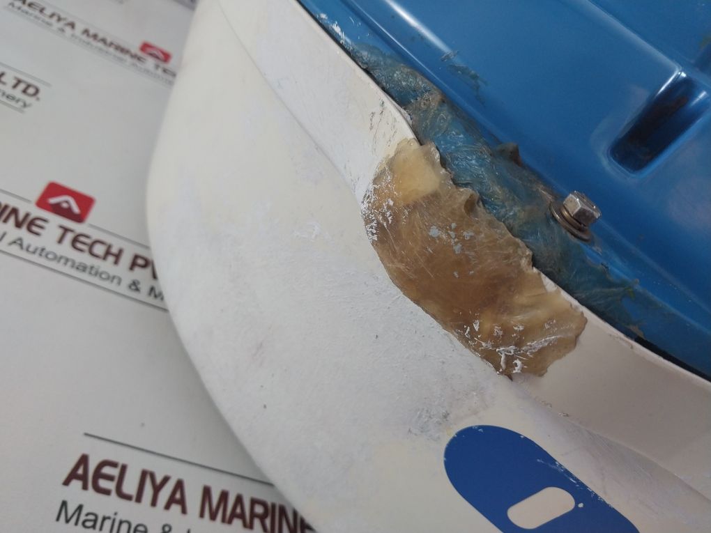 Furuno Rsb-0071-057A Radar Radome Antenna Unit With Cable