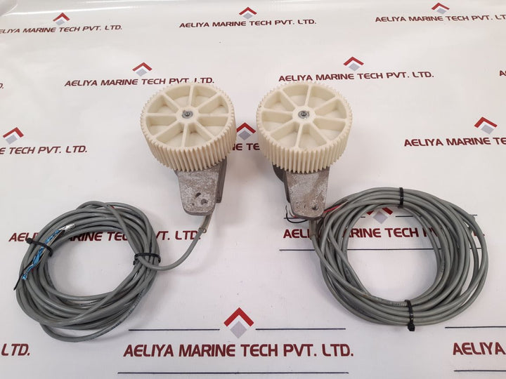 G.A. Braun Photocell, Retroreflective motor