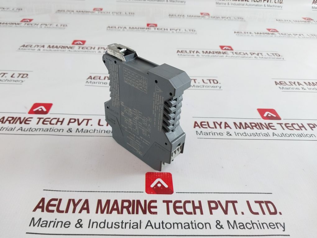 Gm International D1010D 2-channels Repeater Power Supply D1010D