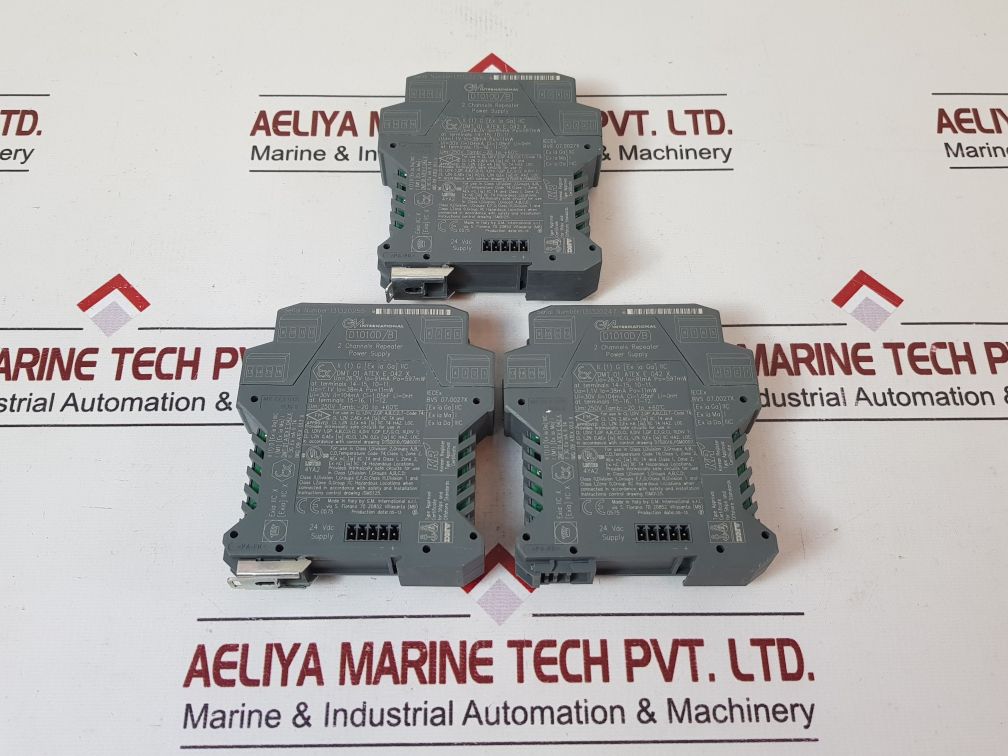 G.M. International D1010D 2 Channels Repeater Power Supply D1010D/B