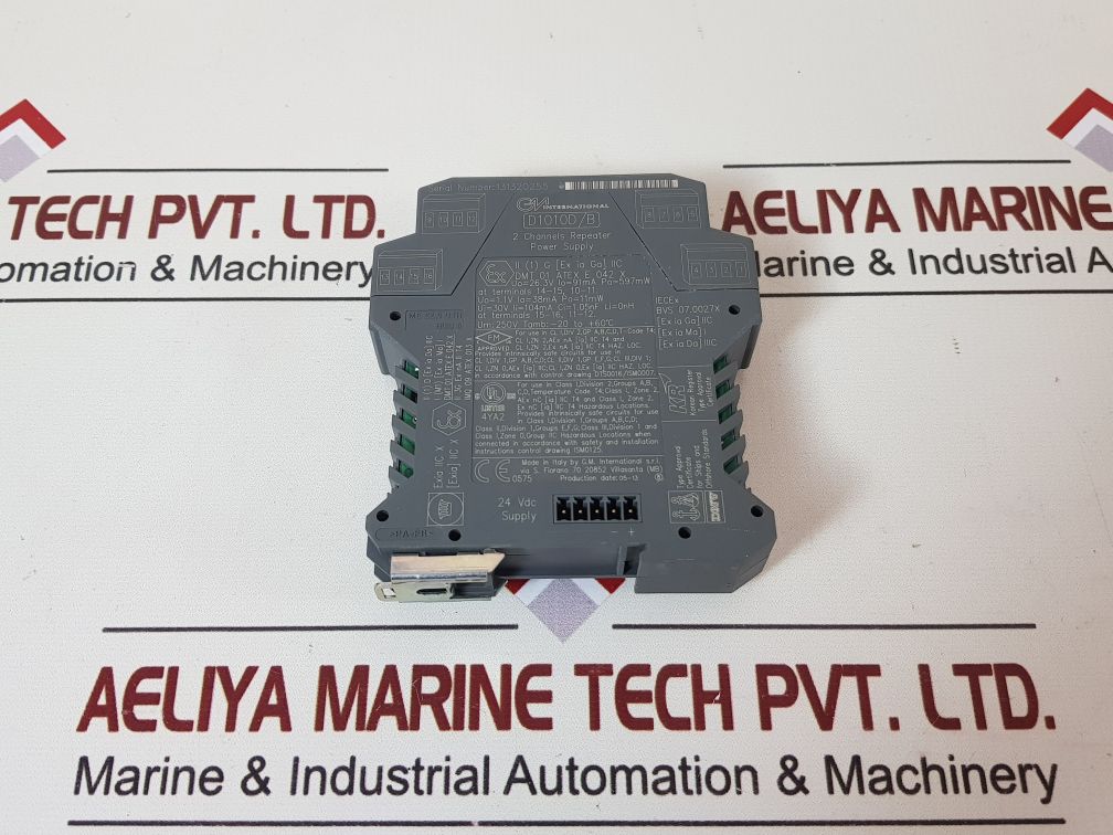 G.M. International D1010D 2 Channels Repeater Power Supply D1010D/B