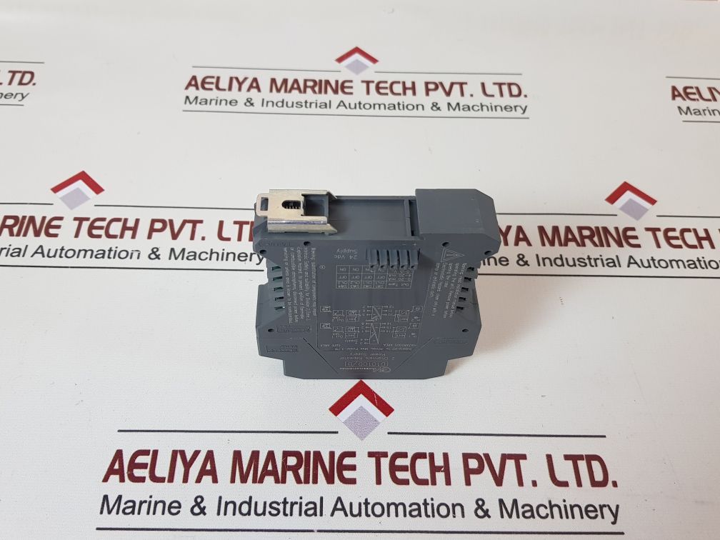 G.M. International D1010D 2 Channels Repeater Power Supply D1010D/B