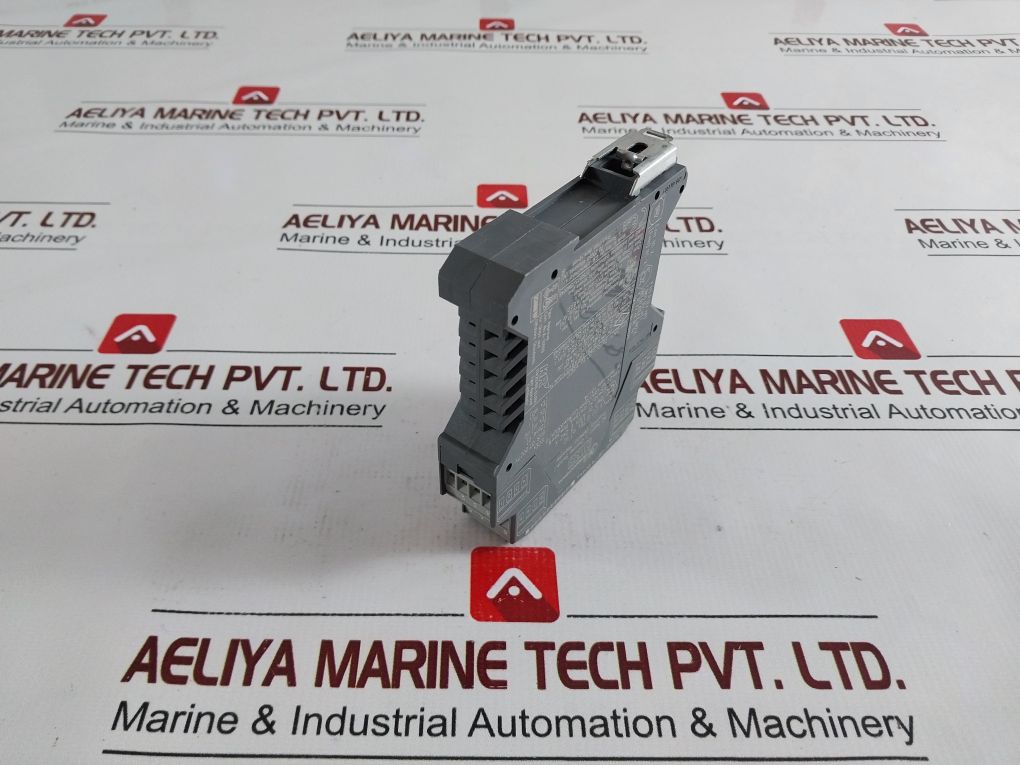 Gm International D1130S Switch/ Proximity Detector Repeater