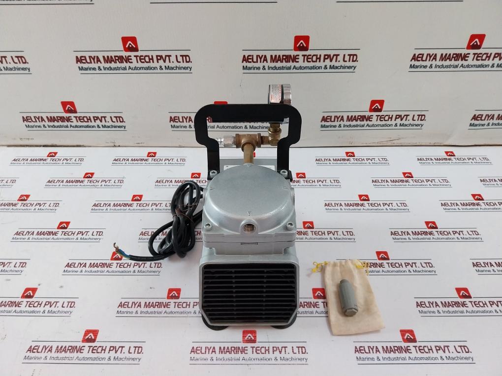 Gast Doa-v517-bn High-capacity Vacuum Pump With Gauge, Regulator