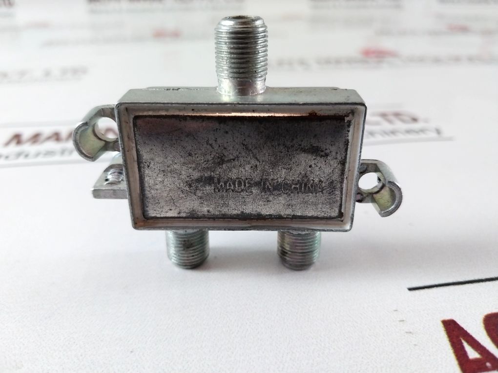 Lot Of 3X Gc Electronics 32-3018 2-way Splitter 5-900 Mhz