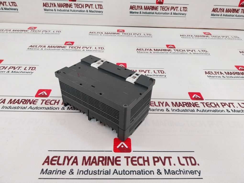 Ge Fanuc Ic200Ual006-dj Micro Controller 100-240Vac