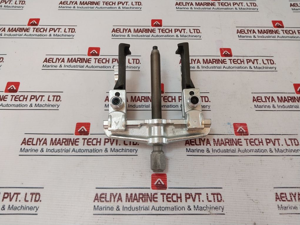 Gedore 1.07/K1-se Puller Set With 3 Legs 90X100 Mm