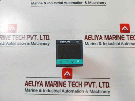 Gefran 600-r-d-0-0-0 Temperature Controller