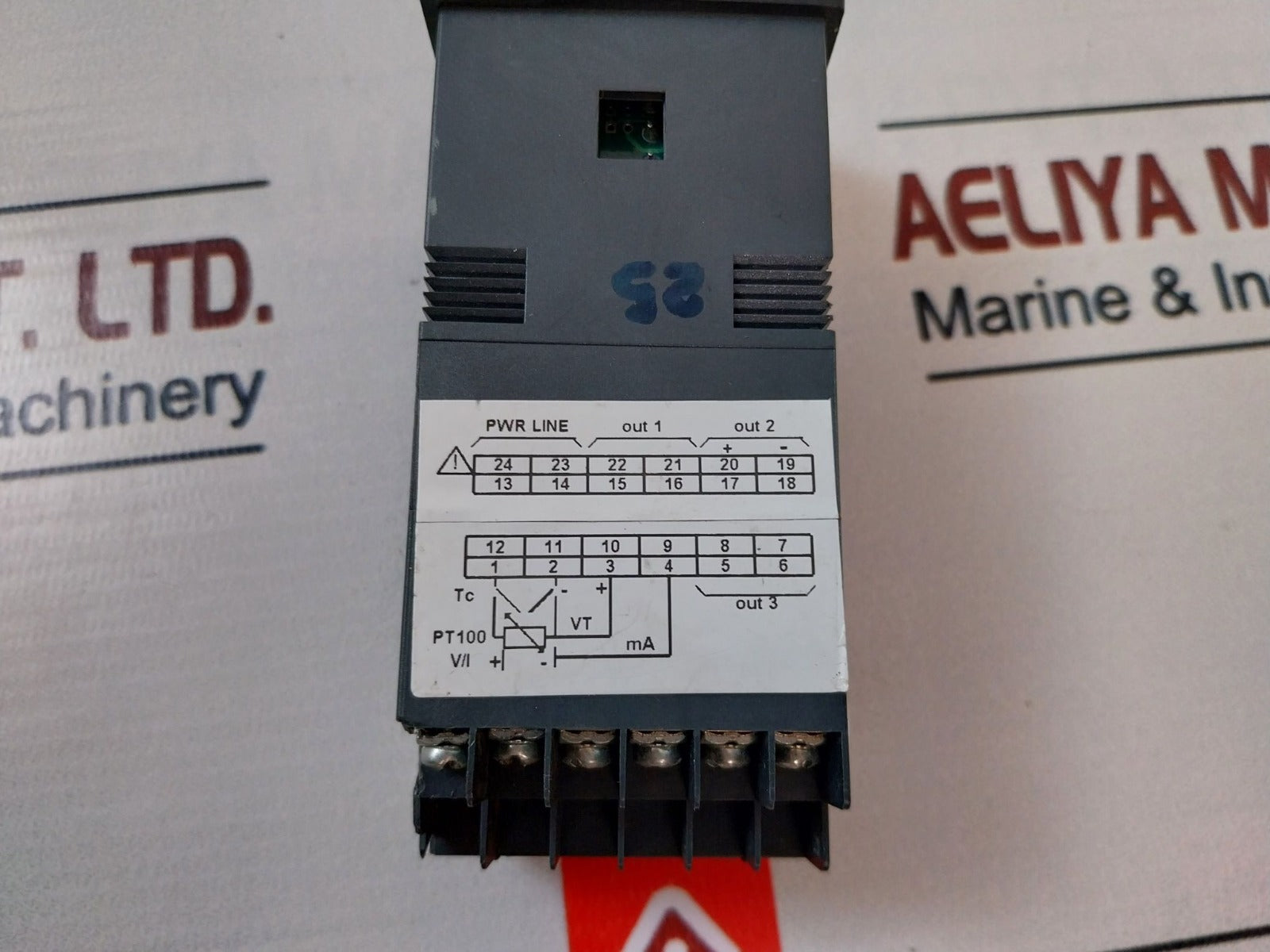 Gefran 600-r-d-0-0-0 Temperature Controller