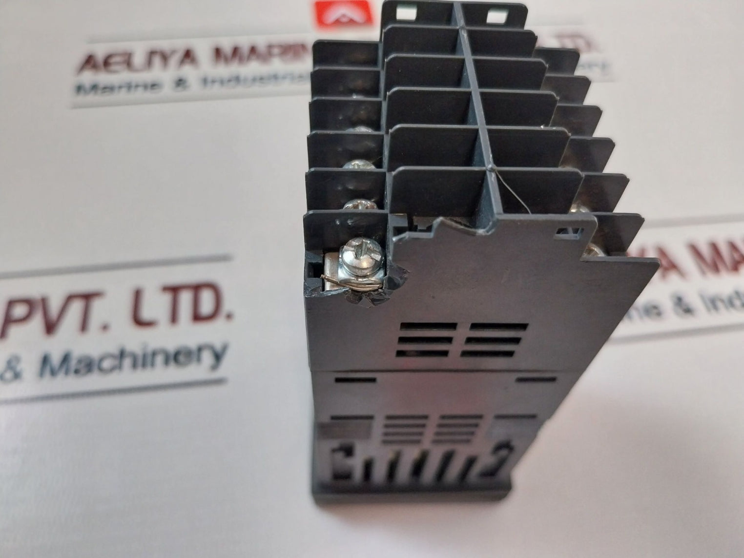 Gefran 600-r-d-0-0-0 Temperature Controller