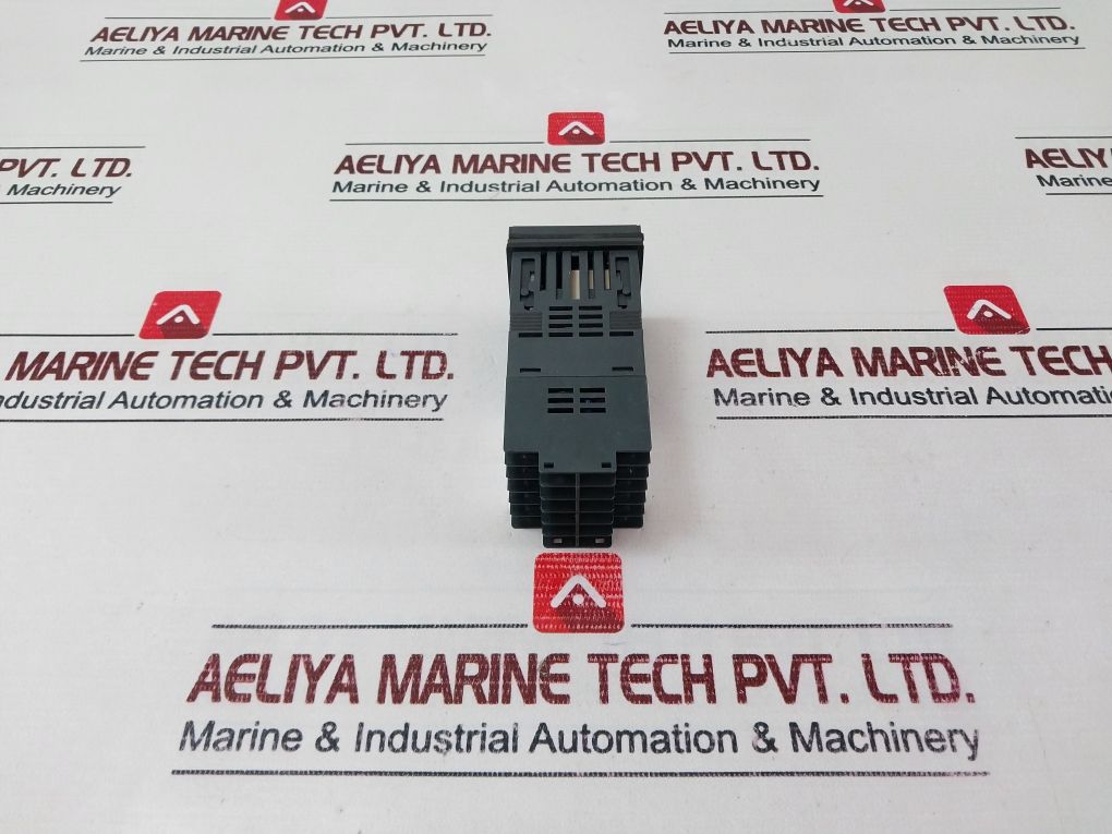 Gefran 600-r-d-0-0-0 Temperature Controller 11-27Vac/Dc