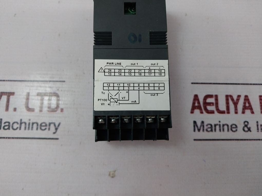 Gefran 600-r-d-0-0-0 Temperature Controller 11-27Vac/Dc