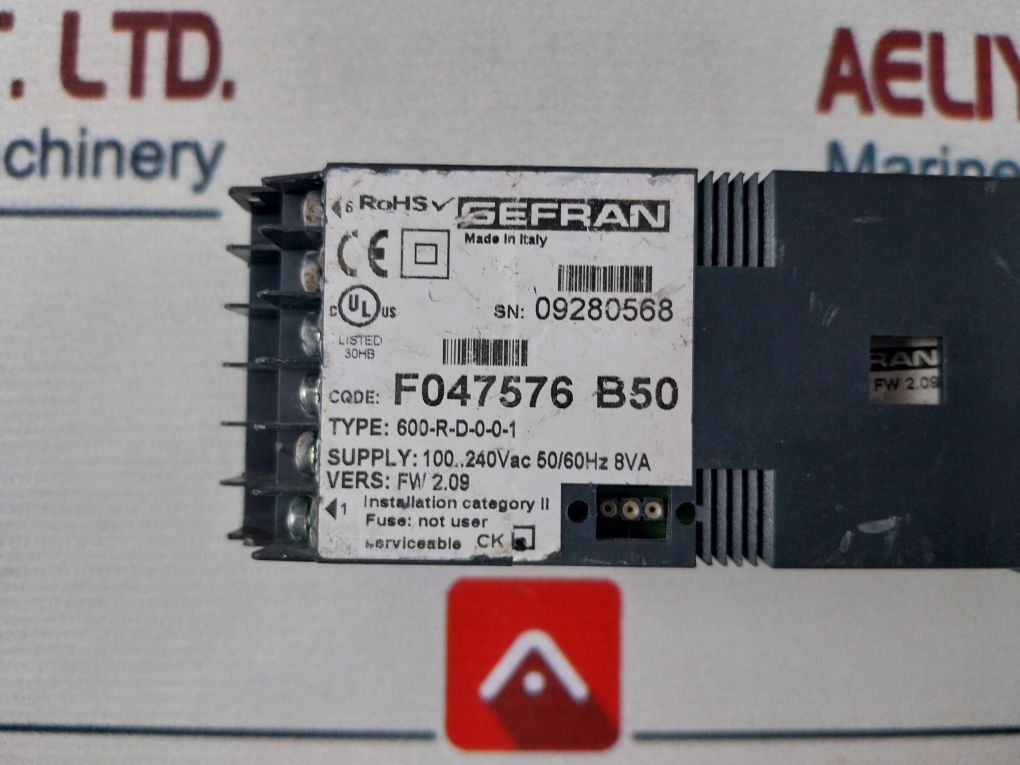 Gefran 600-r-d-0-0-1 Temperature Controller 