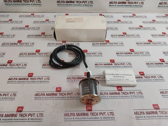 Gems-sensors 43760 Bracket-mounted Level Switch 120 To 240 Vac