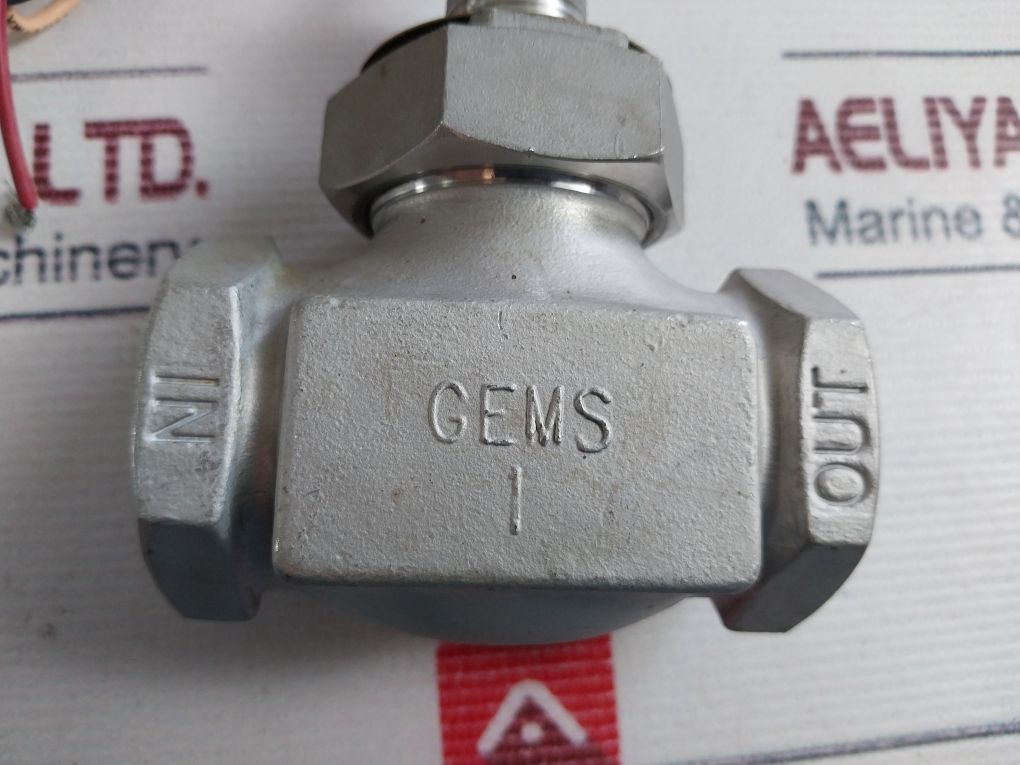 Gems Sensors 27059 Shuttle-type Flow Switch