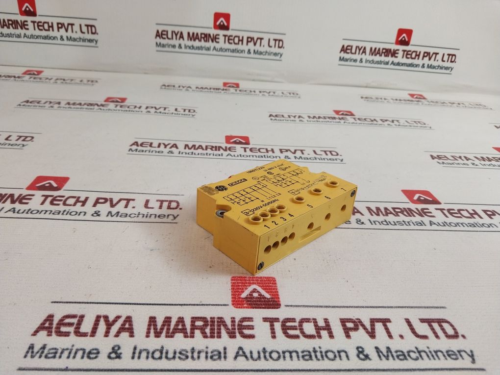 General Electric 105Dtl220 Flashing Power System Alarm