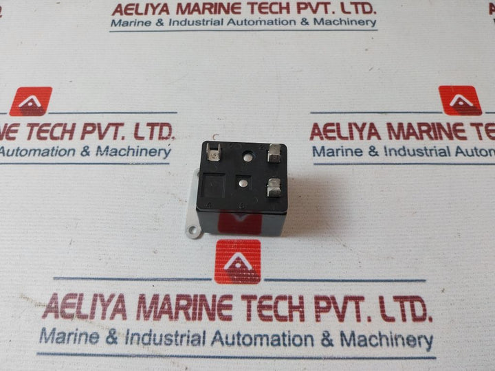 General Electric 3Arr3Y4A6 Universal Potential Motor Starting Relay