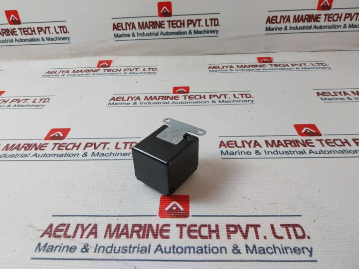 General Electric 3Arr3Y4A6 Universal Potential Motor Starting Relay