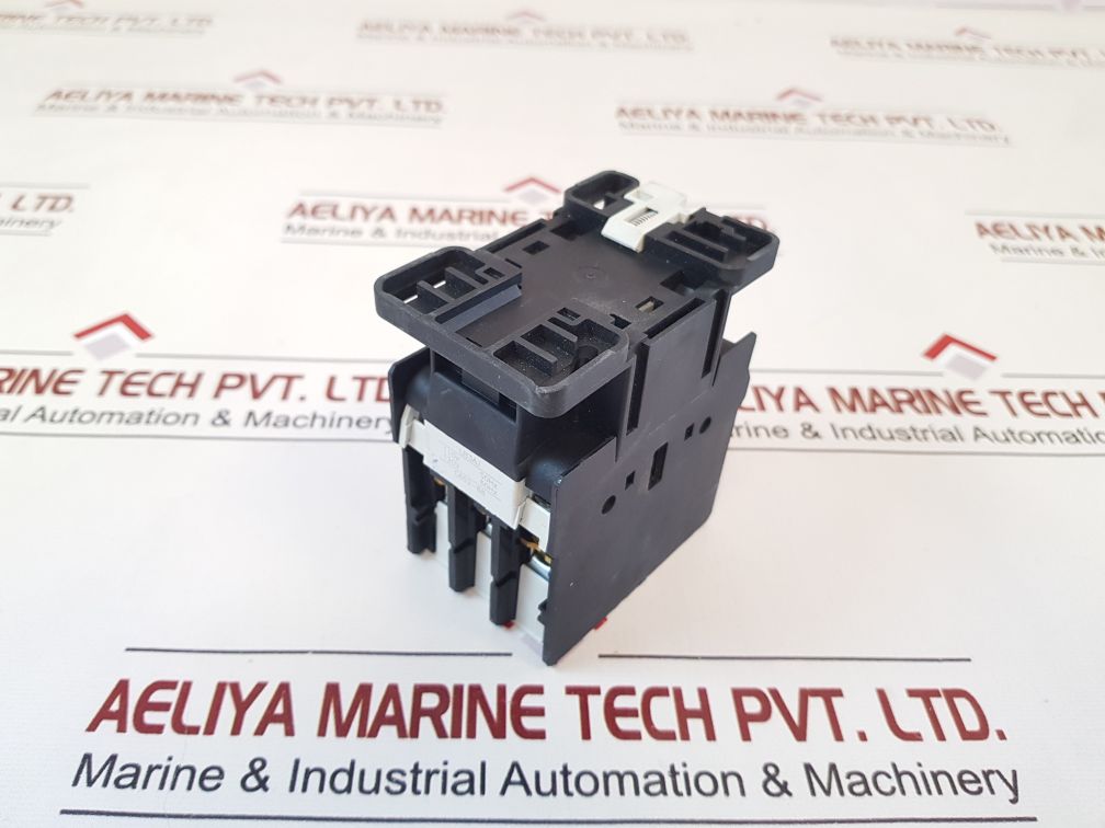 General Electric Cl45A300M Contactor
