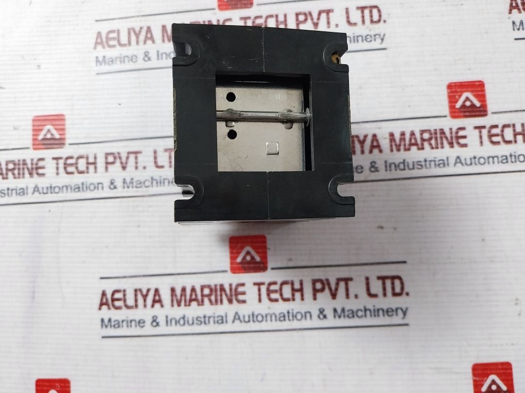 General Electric Cr120A03002Aa Industrial Relay 300V Ac 10A